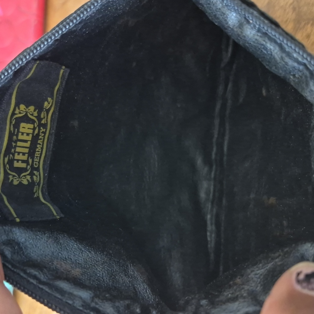 FEILER Germany Floral Pouch Embroidered Makeup Bag Black Top Zip Cosmetic Case - Picture 4 of 5